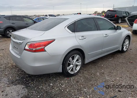 2015 Nissan Altima 2.5 Sv из США, поврежденный, VIN 1N4AL3AP2FC214851